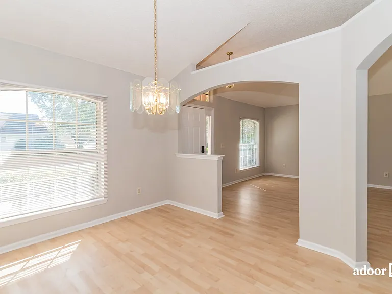 4005 Moresburg Ct — Photo 8