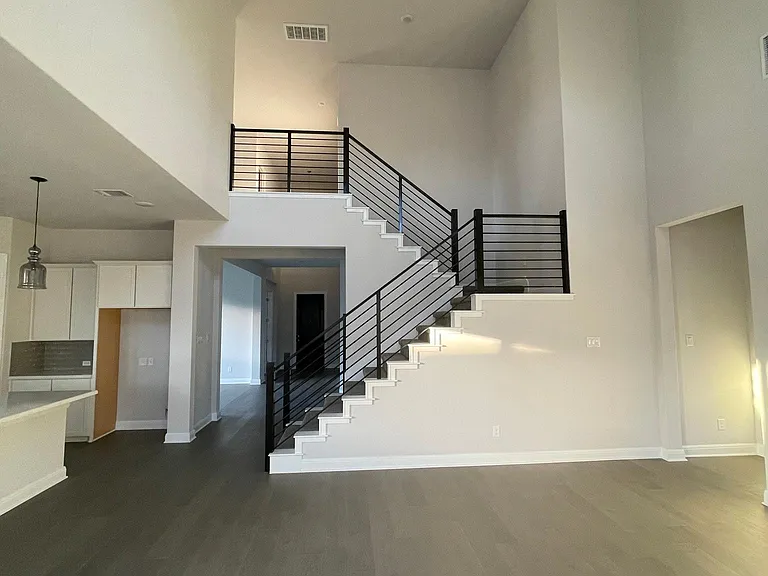 513 Constitution Way — Photo 26