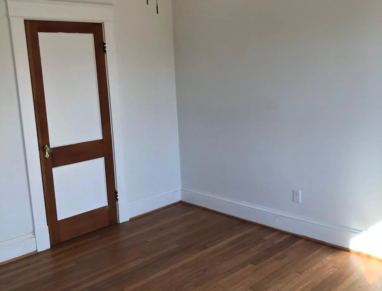 2 bed, 1160 sqft, $1,500 — Photo 2