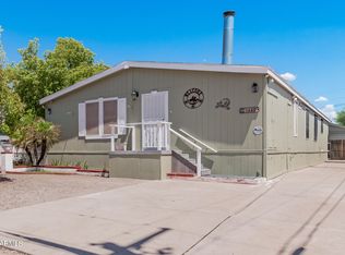 1049 S Warner Dr, Apache Junction, AZ 85120