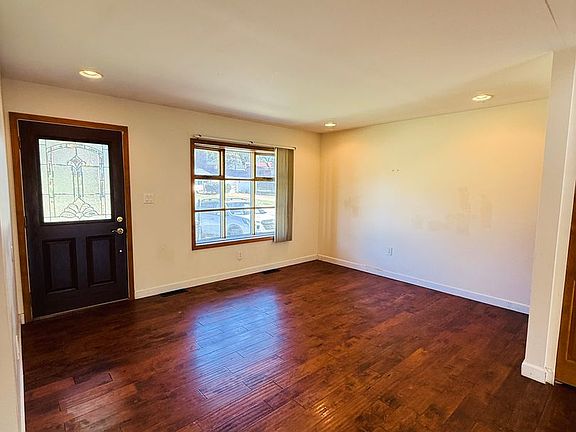 3rd image of 4082 Domenico Ct