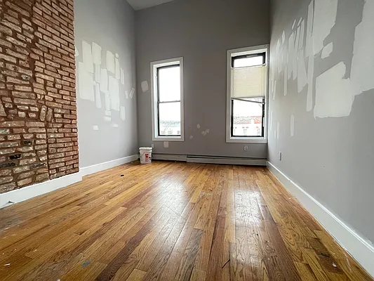 Rented by Yup Realty LLC | media 15