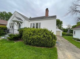 311 W Charles St, Champaign, IL