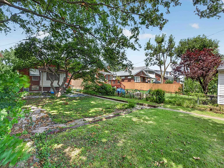 6032 Marmaduke Ave — Photo 25