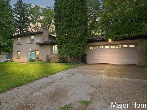 2nd image of 1128 Kinney Ave NW