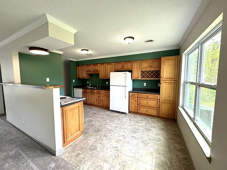 833 Mill River Rd — Photo 6