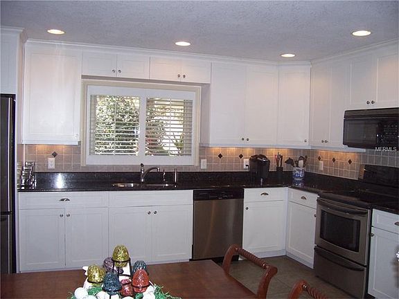5th image of 223 Birch Ln
