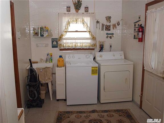 5th image of 57 Syracuse St
