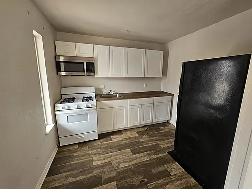 3614 Neer Ave Photo 1