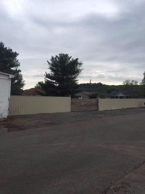 2nd image of 103 Leonard St