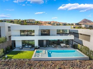 33 Falling Ridge Ln, Henderson, NV 89011