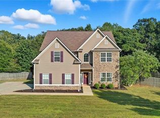 138 Hamilton Lake Dr, Lagrange, GA 30241