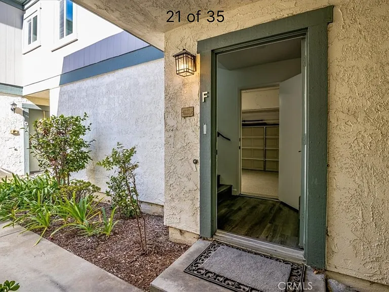 1104 Cleghorn Dr #F — Photo 2