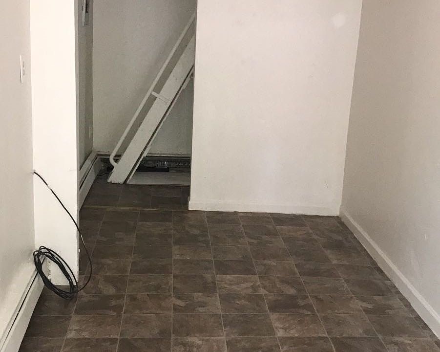 2nd image of 402 W Central Ave #3