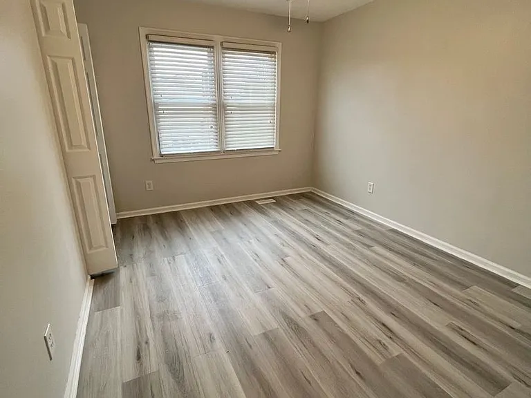 4233 Remo Crescent Rd — Photo 14