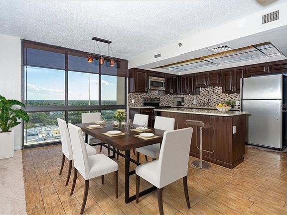3rd image of 3301 Bayshore Blvd Unit 1709A