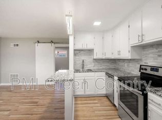 3220 S Knoxville Ave #15, Tulsa, OK 74135