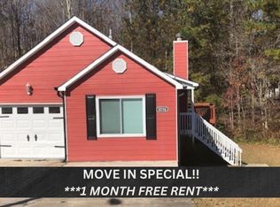 1238 Foxwood Dr, Douglasville, GA 30134