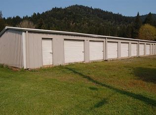 165 Old Booth Ln, Glendale, OR 97442