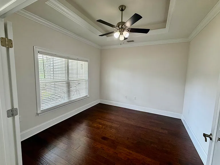 1282 Prairie View Ln — Photo 8
