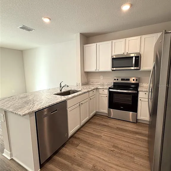 4649 Pleasant Ave — Photo 22