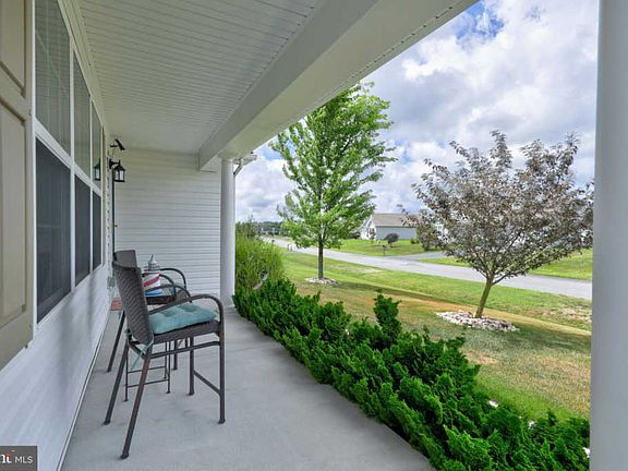 2nd image of 21100 Emerald Isle Dr