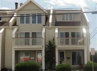 108 55th St #1, Ocean City, NJ 08226