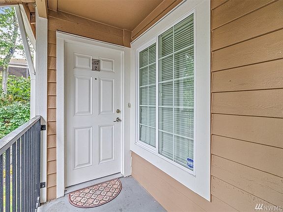 3rd image of 2621 S 272nd St 2 #2