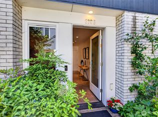 339 16th Avenue E #B, Seattle, WA 98112