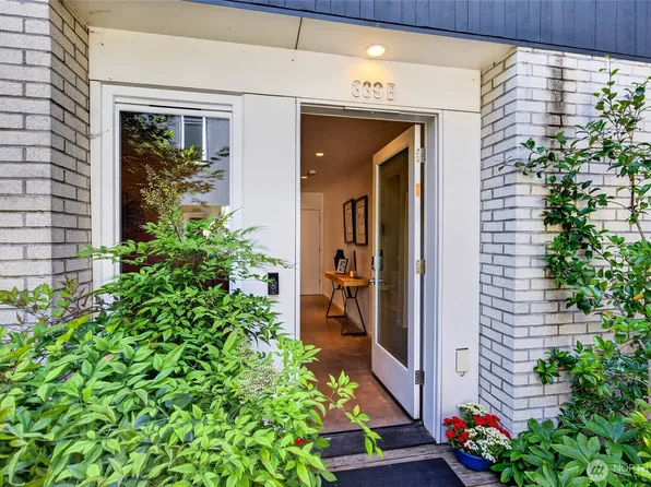 339 16th Avenue E #B, Seattle, WA 98112