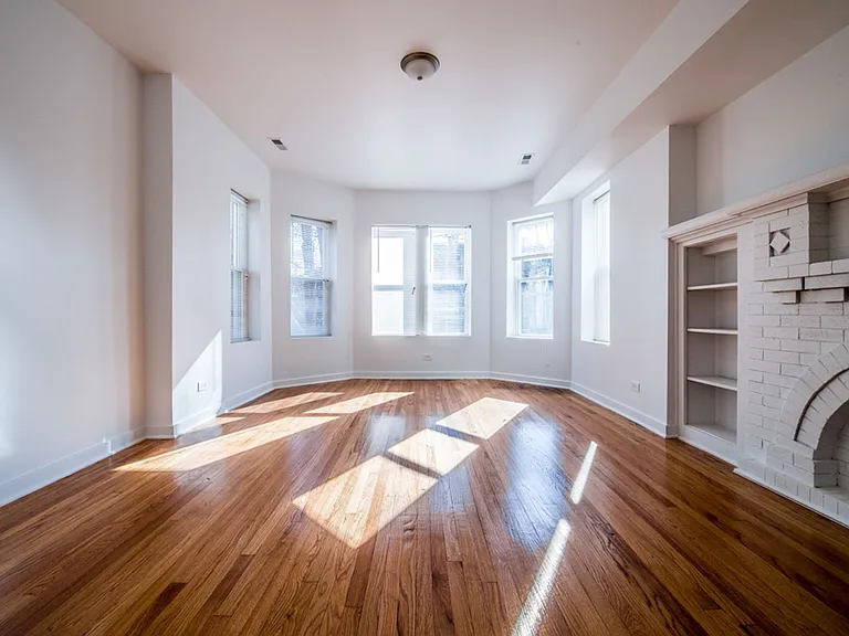 7748 S East End Ave — Photo 18