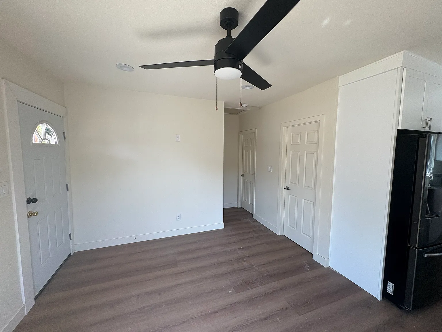 2 bed, 650 sqft, $2,850 — Photo 3