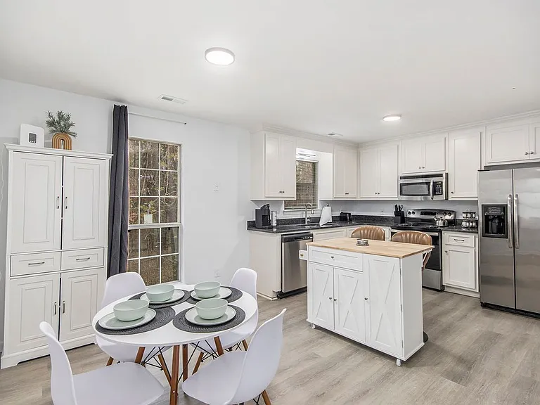 347 Waits Dr SW — Photo 11