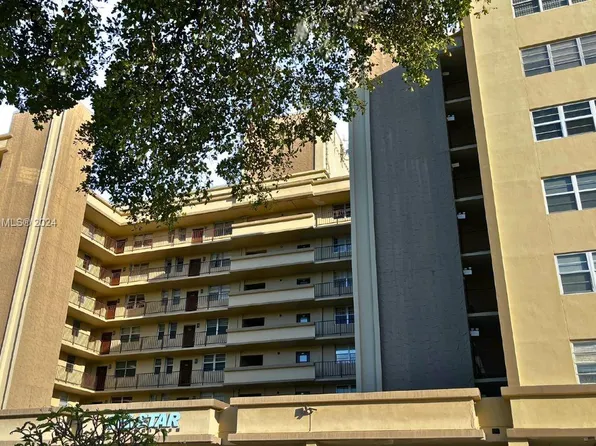 1811 Jefferson St APT 705, Hollywood, FL 33020