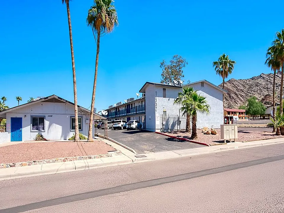 Aspire Preserve Mountain Views & Convenient Phoenix Living