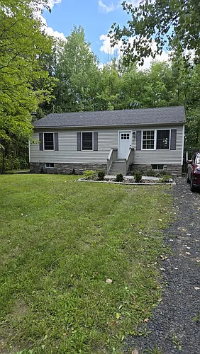 1321 Sleepy Hollow Rd Photo 1