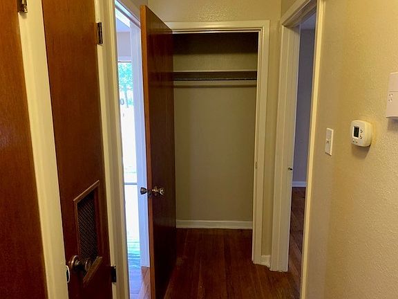 5th image of 4718 Bernadine Dr