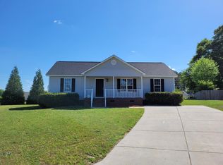 304 Ginwood Ct, Fuquay Varina, NC 27526