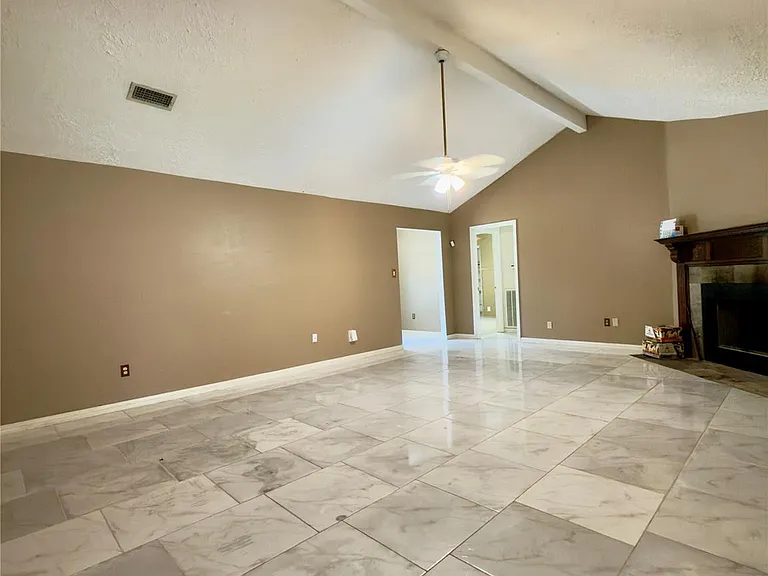 23115 Bright Star Dr — Photo 6