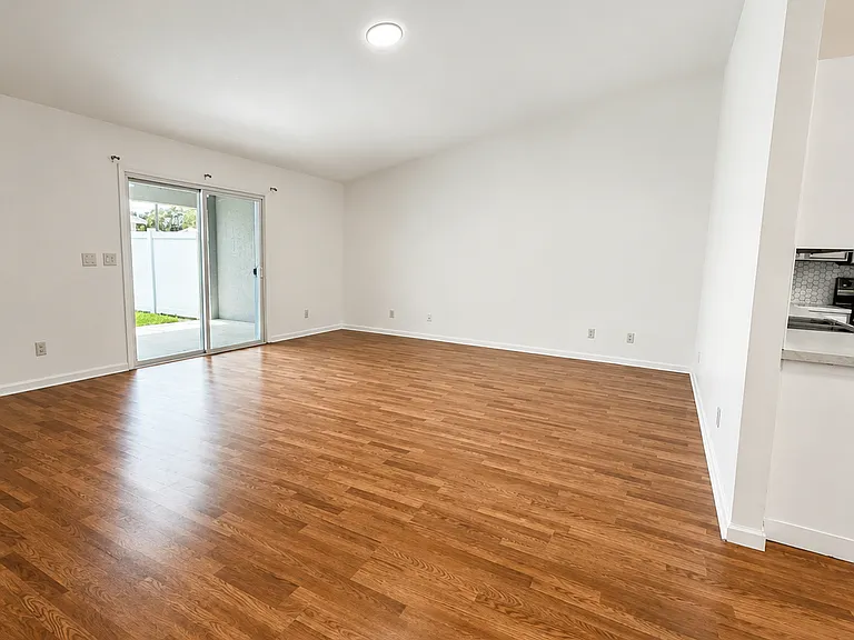8 Rainstone Ln #A — Photo 10