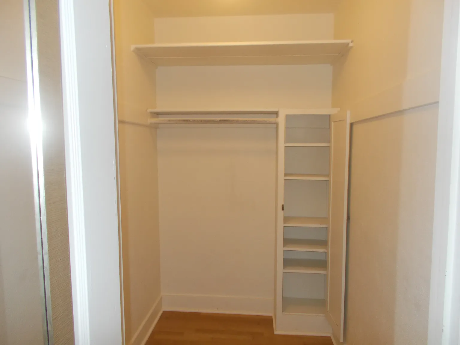 Studio, 476 sqft, $925 — Photo 3