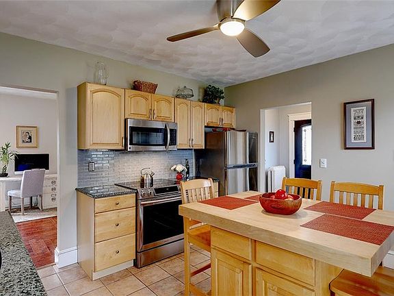 4th image of 164 Redland Ave