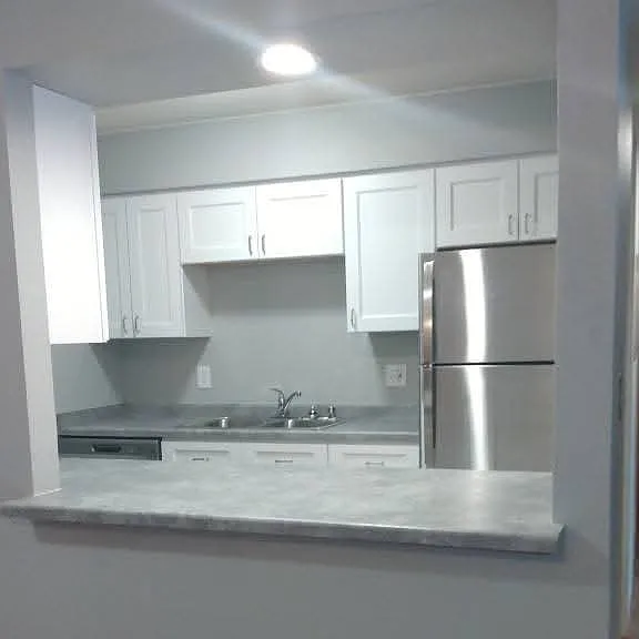 1430 Garay Ln — Photo 2