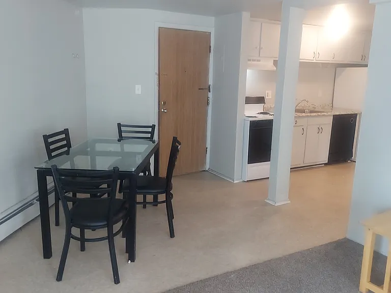 711 Arch St #102 — Photo 7