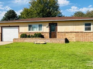 1305 Middle Rd, Dodge City, KS 67801