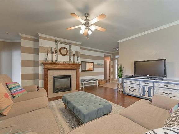 2nd image of 17637 Palladium Ln