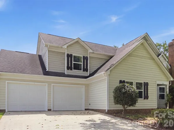 534 Mary Charlotte Dr, Charlotte, NC 28262