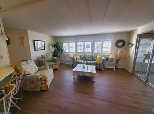 4 Topaz Ln #T, Naples, FL 34112