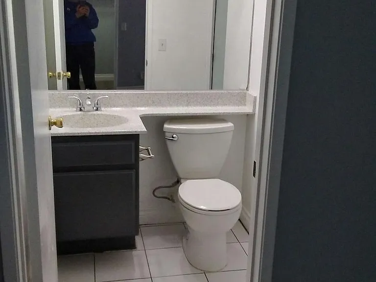 218 W Vermont Ave #12 — Photo 8