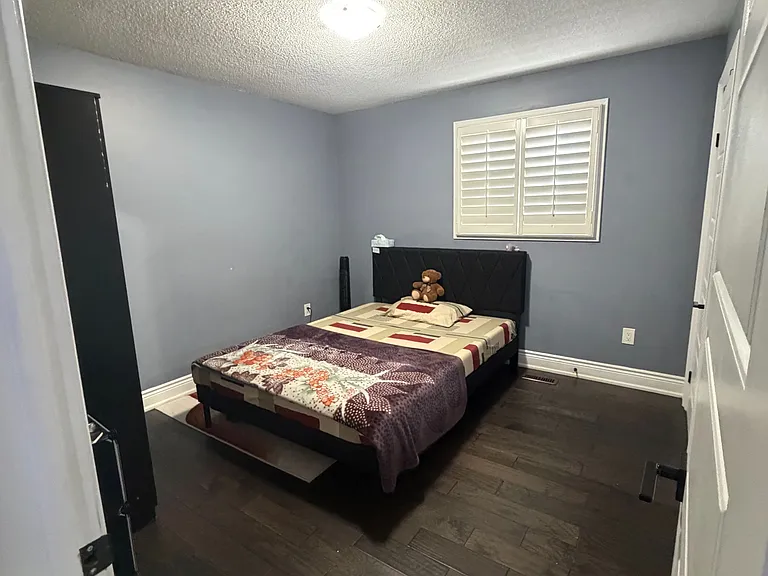 62 Trewartha Cres — Photo 13